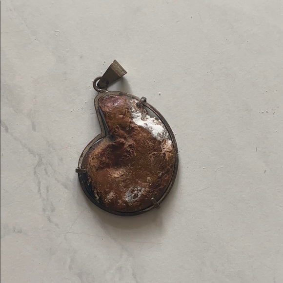 Shell pendant - Picture 2 of 2